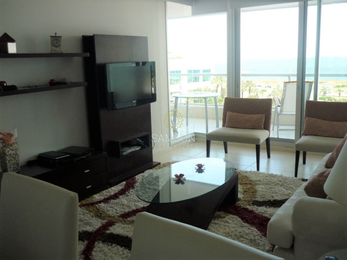 Apartamento ID.36457 - VENTA APARTAMENTO DE 2 DORMITORIOS CON VISTA AL MAR, SEASONS TOWER, PUNTA DEL ESTE