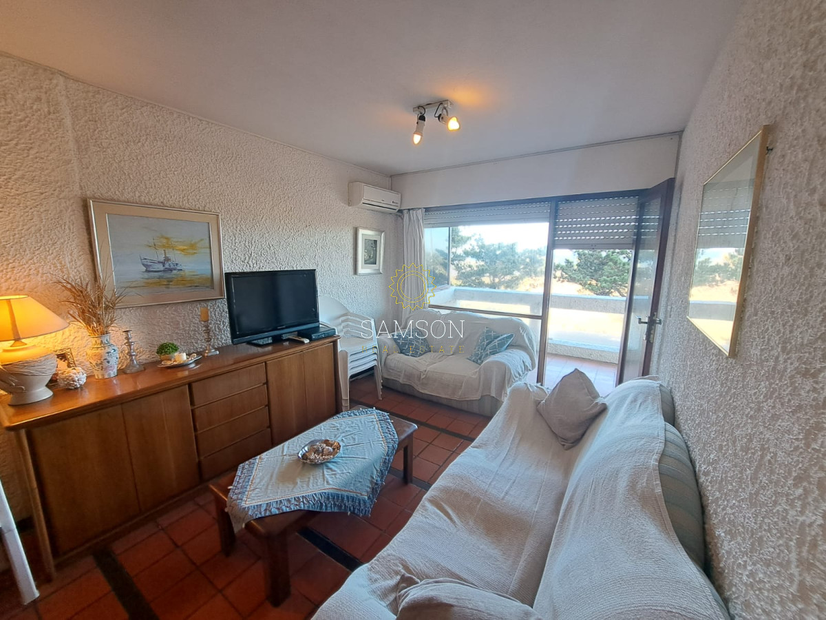 Apartamento ID.66382 - Apartamento en venta frente al mar Punta del Este