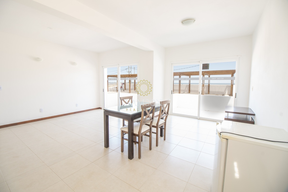 Apartamento ID.65911 - Venta apartamento  frente al mar en playa Mansa.
