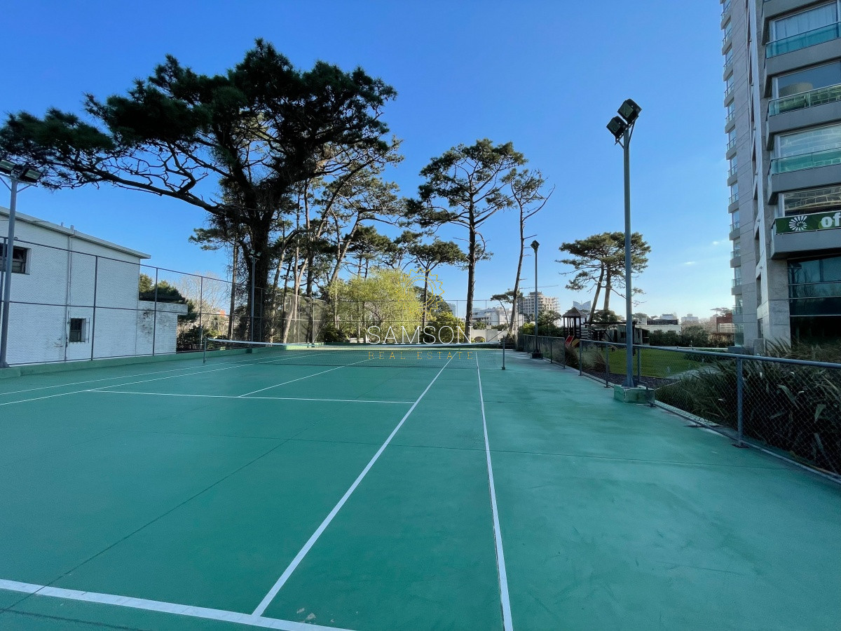 Apartamento ID.64403 - Apartamento en venta Punta del Este