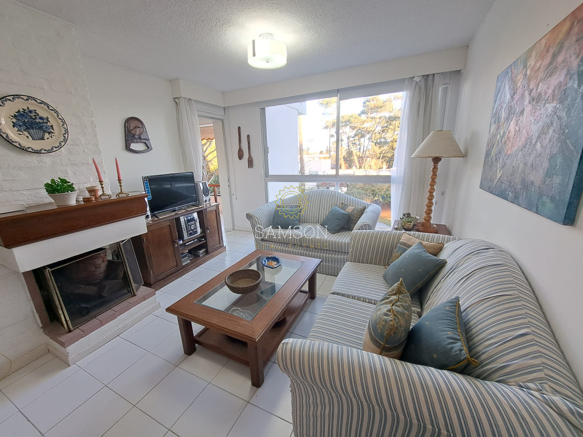Apartamento ID.64179 - Venta apartamento de 3 dormitorios con estufa a leña y parrillero en la terraza - La loma