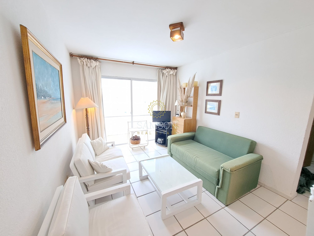 Apartamento ID.66485 - VENTA APARTAMENTO DE 2 DORMITORIOS Y 2 BAÑOS  EN CHSERTEFIELD TOWER, PUNTA DEL ESTE