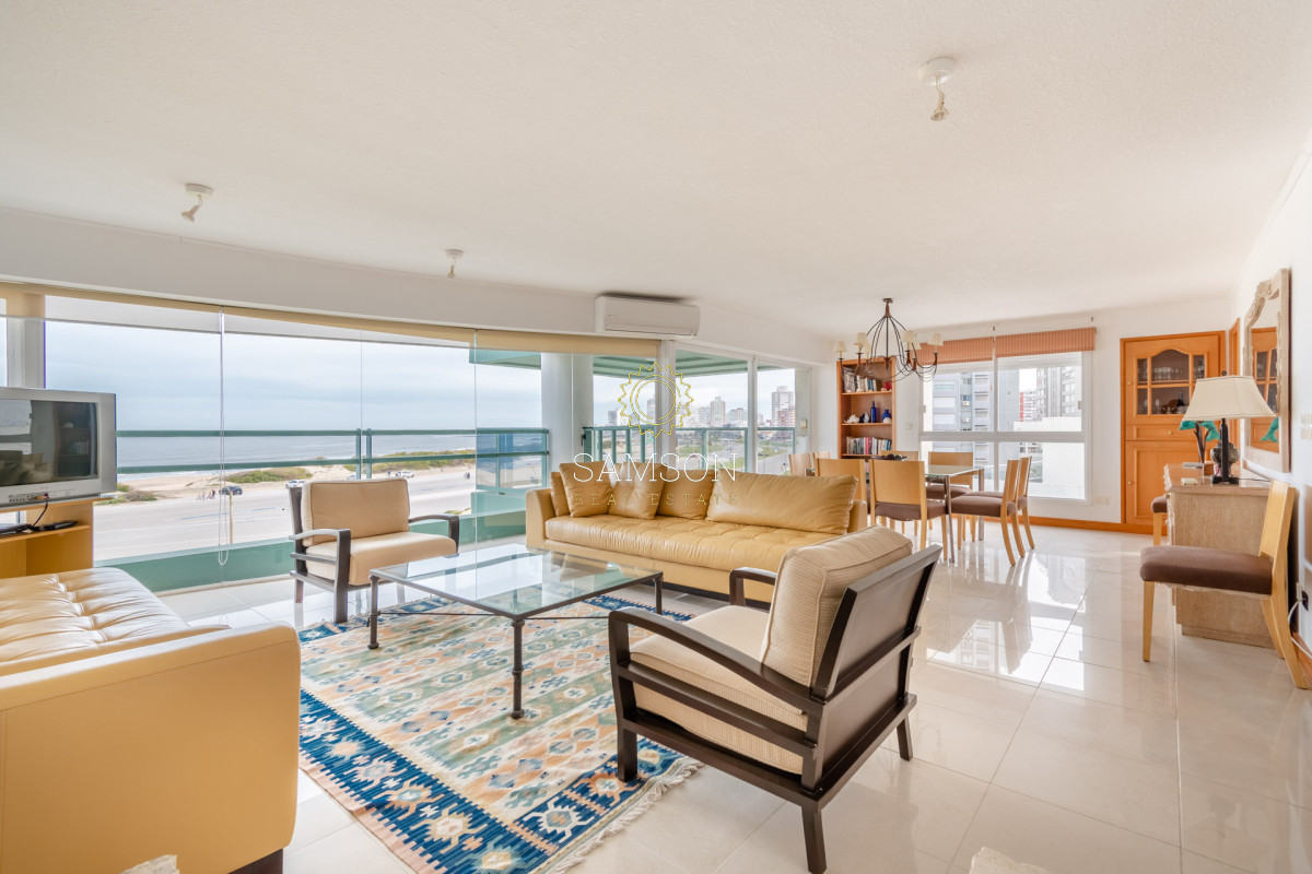 Apartamento ID.32585 - VENTA SEMI PISO MARTINIQUE FRENTE AL MAR PLAYA BRAVA