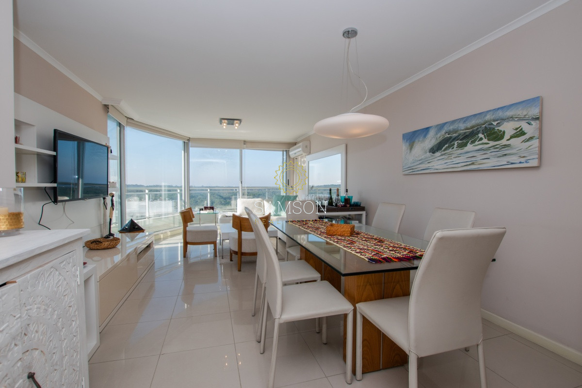 Apartamento ID.65574 - APARTAMENTO EN VENTA DE 3 DORMITORIOS Y 3 BAÑOS, OCEAN DIRVE, PLAYA BRAVA PUNTA DEL ESTE 