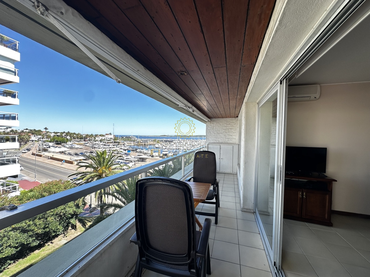 Apartamento ID.66494 - Apartamento en venta sobre el puerto Punta del Este
