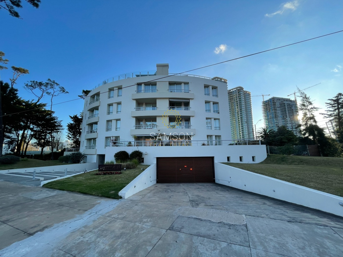 Apartamento ID.64402 - Apartamento de 3 dormitorios en ALQUILER TEMPORARIO con amplia terraza