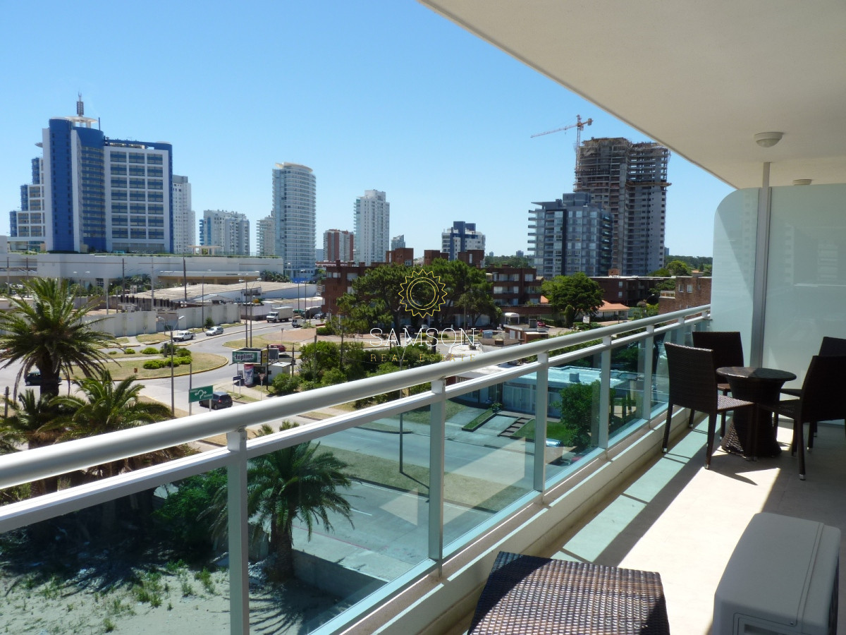 Apartamento ID.66662 - VENTA APARTAMENTO DE 2 DORMITORIOS, EDIFICIO SOL Y LUNA, PUNTA DEL ESTE