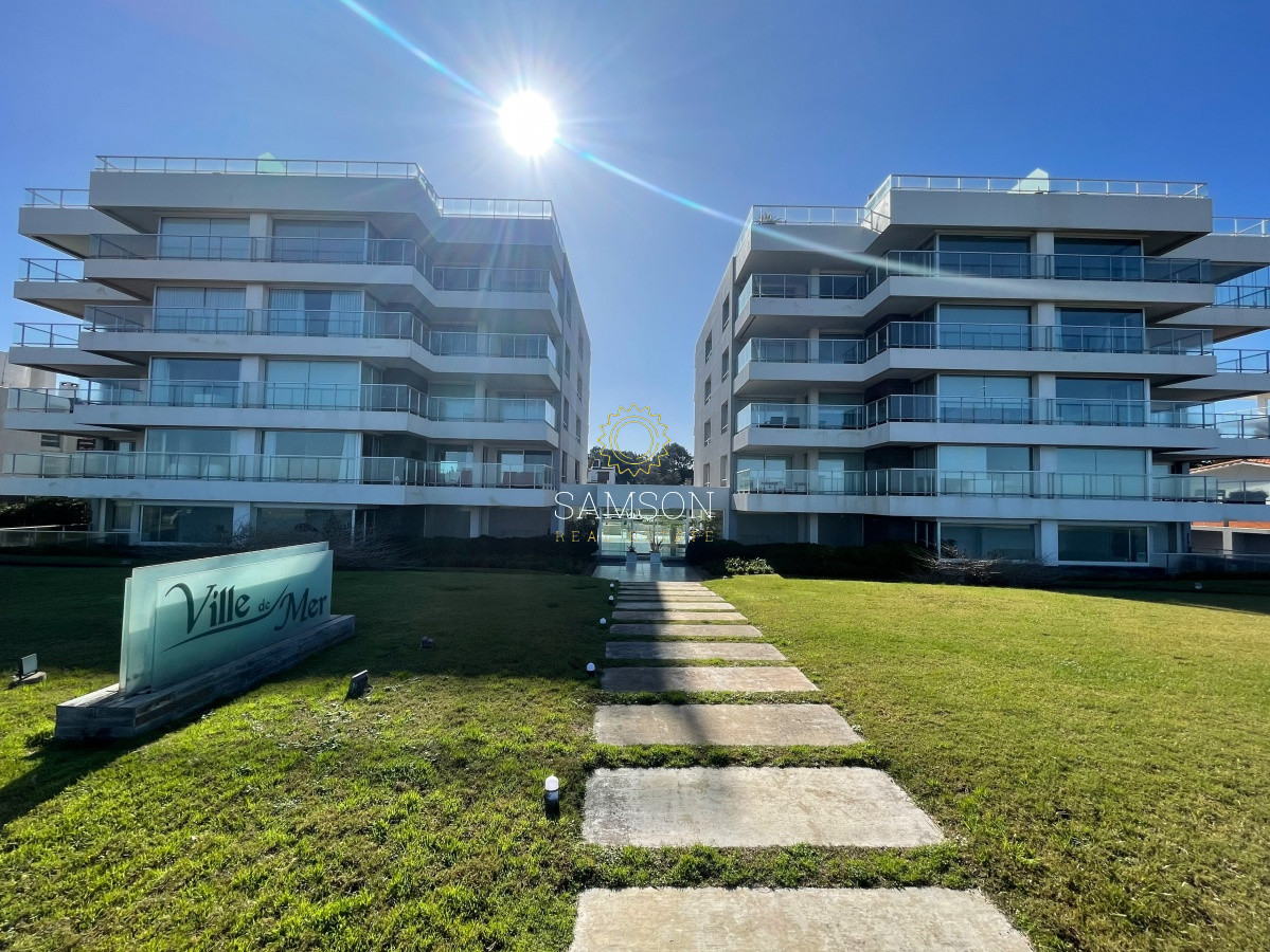Apartamento ID.65501 - VILLE DE MER en venta 4 dormitorios en suite Punta del Este