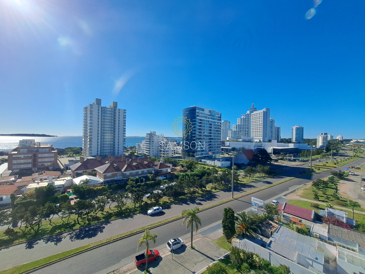 Apartamento ID.56287 - VENTA DE APARTAMENTO DE 3 DORMITORIOS (1 SUITE) Y 3 BAÑOS MAS SERVICIO, TORRE ART BOULEVARD, PUNTA DEL ESTE 