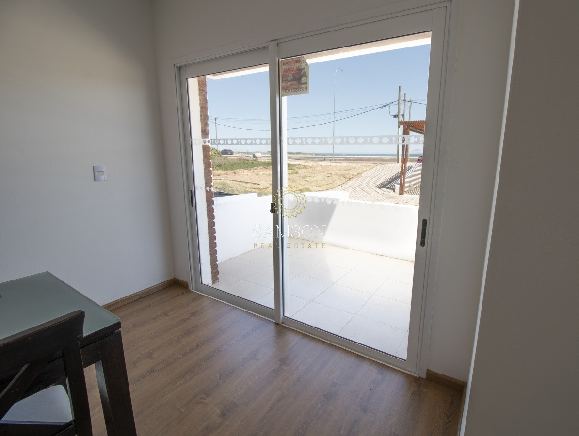 Apartamento ID.65912 - Venta apartamento 2 dormitorios  y 1 baño frente al mar