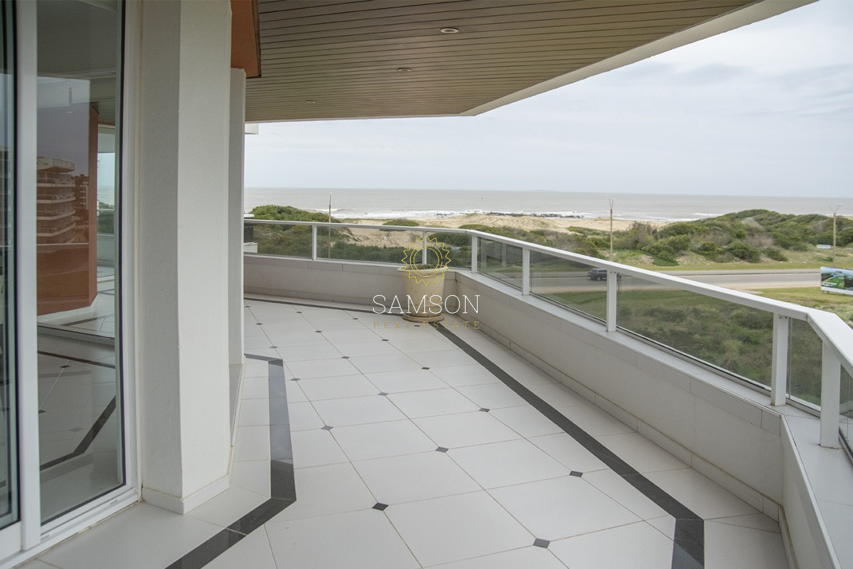 Apartamento ID.36607 - Venta Apartamento de 5 dormitorios, Punta del Este 