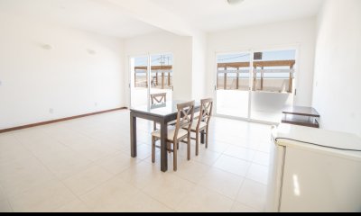 Venta apartamento  frente al mar en playa Mansa.