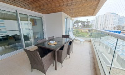 VENTA APARTAMENTO 3 DORMITORIOS 2 BAÑOS, TORRE ICON PLAYA BRAVA, PUNTA DEL ESTE