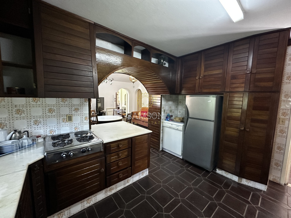 Casa ID.60093 - CASA EN VENTA CON PISCINA 