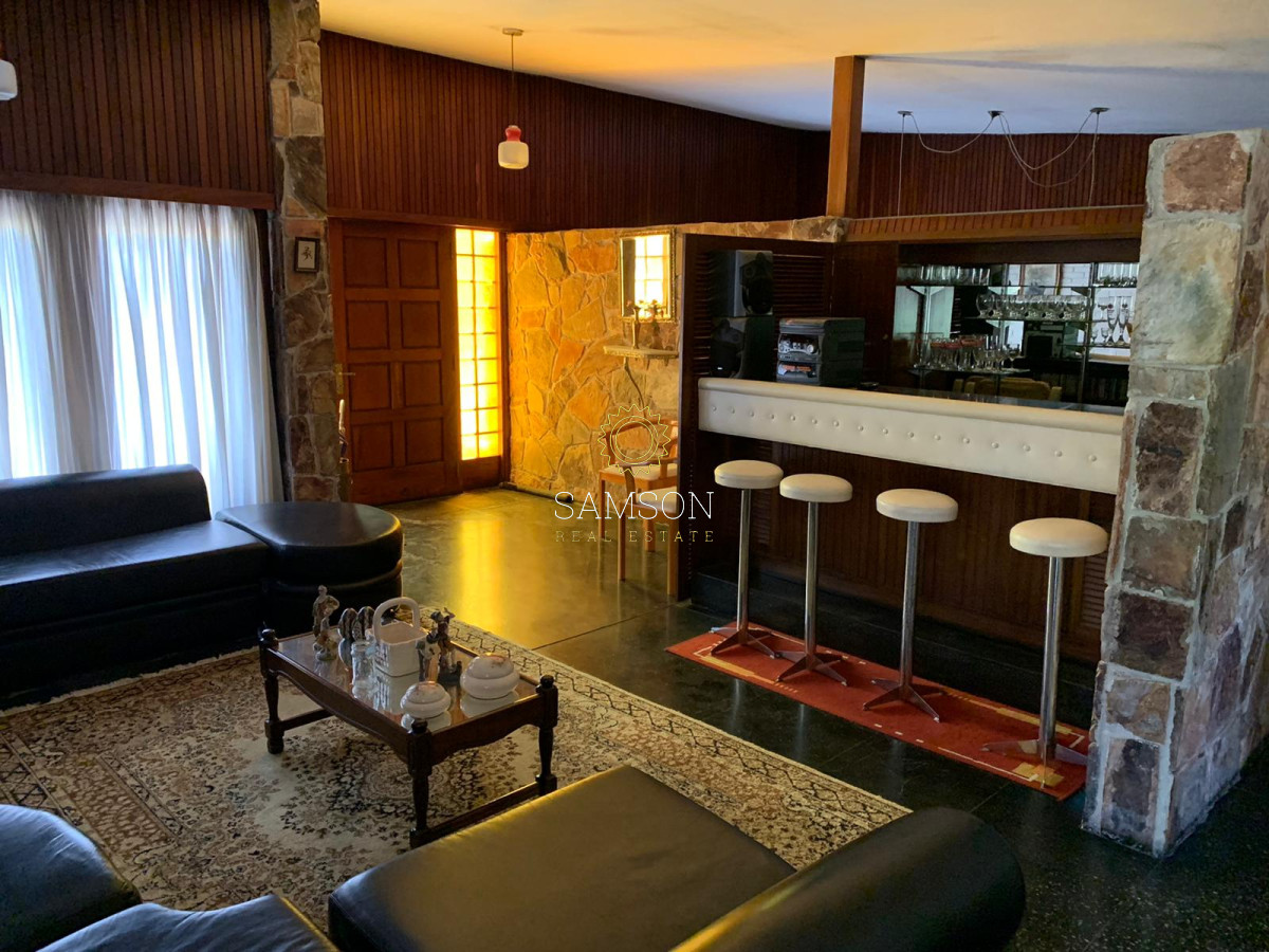 Casa ID.66373 - CASA CON PISCINA EN OPORTUNIDAD EN VENTA CANTEGRIL PUNTA DEL ESTE