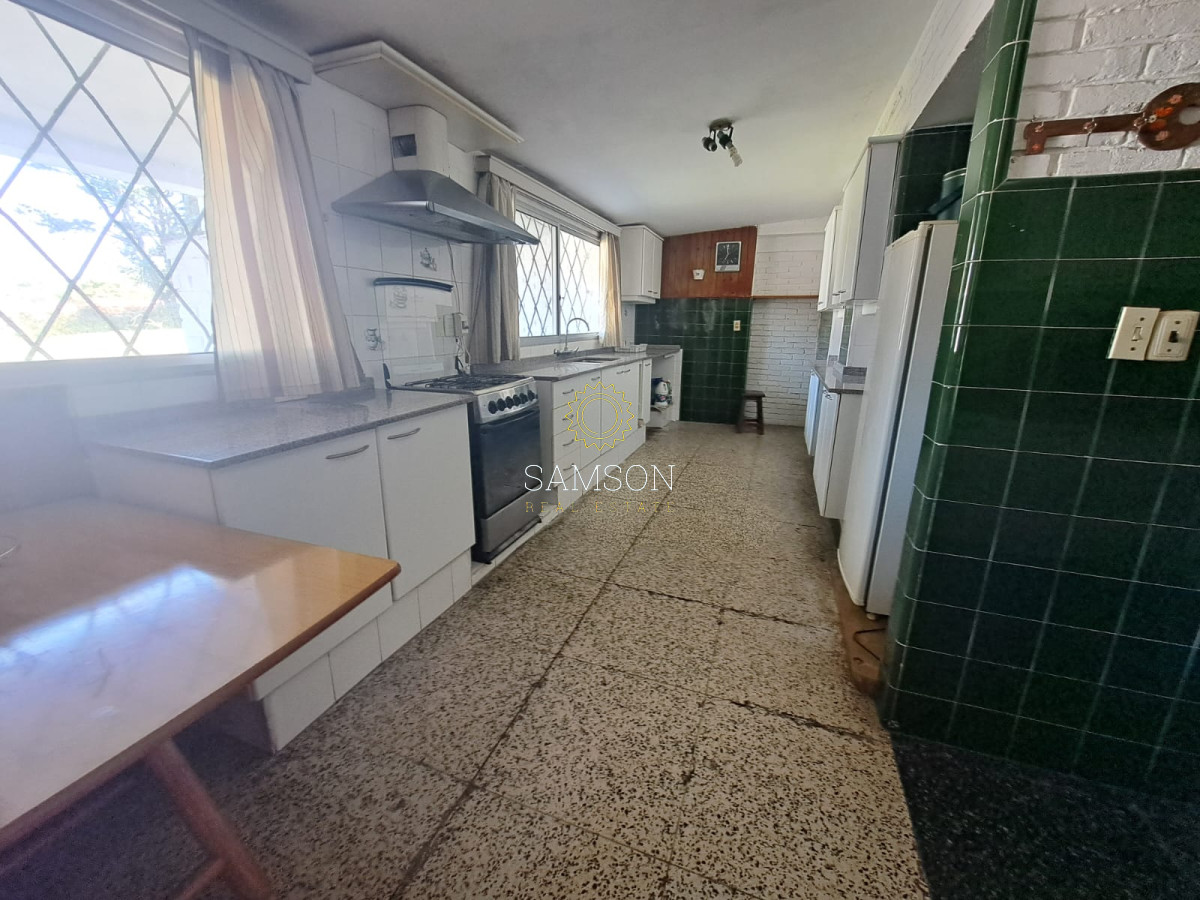 Casa ID.66373 - CASA CON PISCINA EN OPORTUNIDAD EN VENTA CANTEGRIL PUNTA DEL ESTE