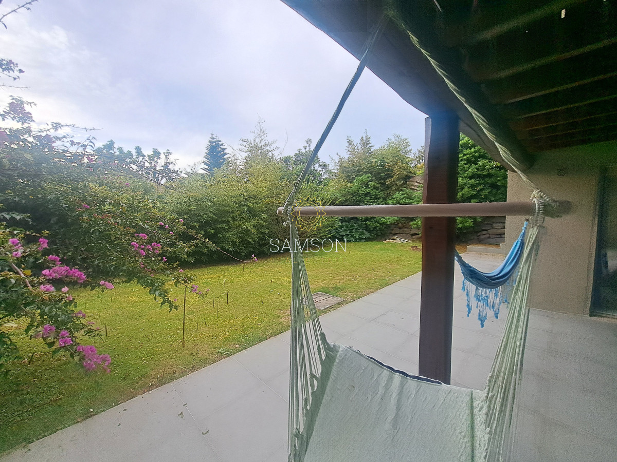 Casa ID.66989 - Casa Moderna en venta a pasos del mar en Playa Solanas Punta ballena uruguay