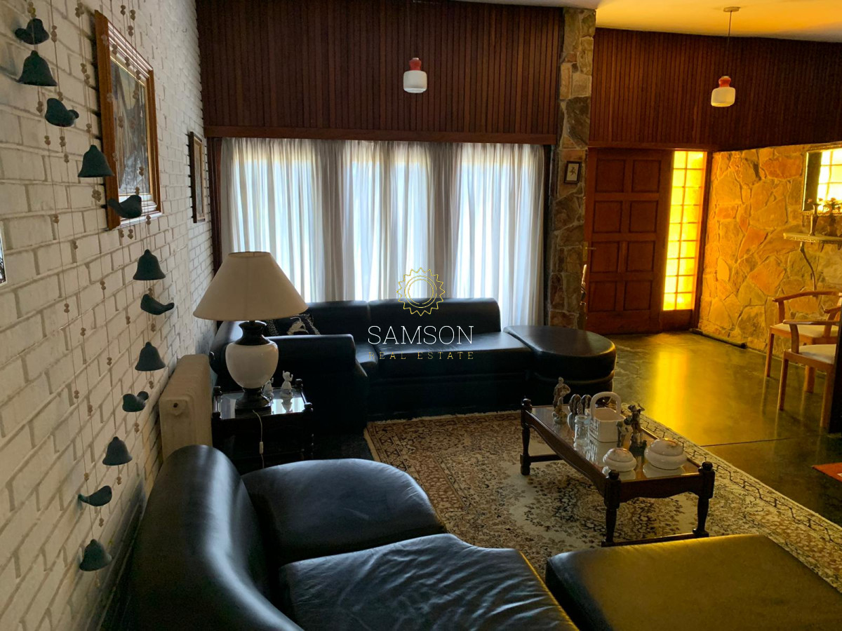Casa ID.66373 - CASA CON PISCINA EN OPORTUNIDAD EN VENTA CANTEGRIL PUNTA DEL ESTE