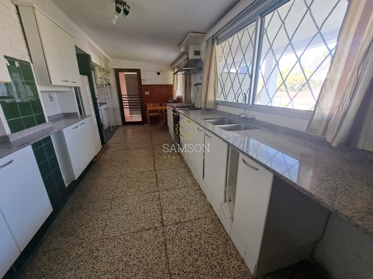 Casa ID.66373 - CASA CON PISCINA EN OPORTUNIDAD EN VENTA CANTEGRIL PUNTA DEL ESTE