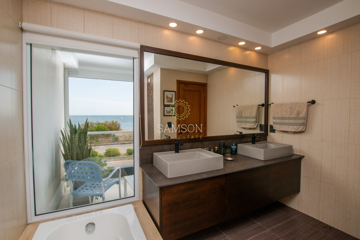 Casa ID.66048 - Casa en Venta frente al mar