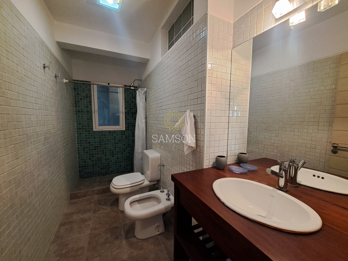 Casa ID.66989 - Casa Moderna en venta a pasos del mar en Playa Solanas Punta ballena uruguay