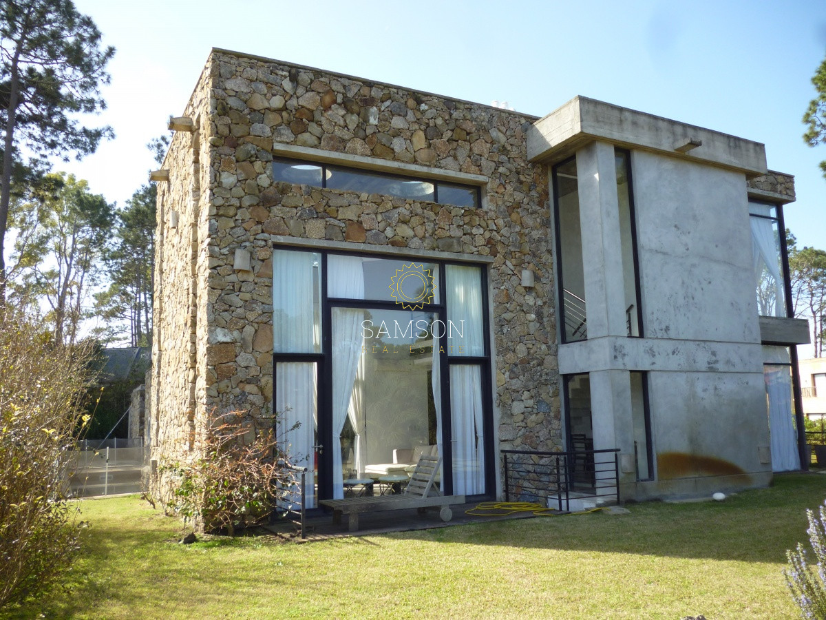 Casa ID.63719 - Venta Moderna Casa en Barrio Privado La Arbolada, Punta del Este