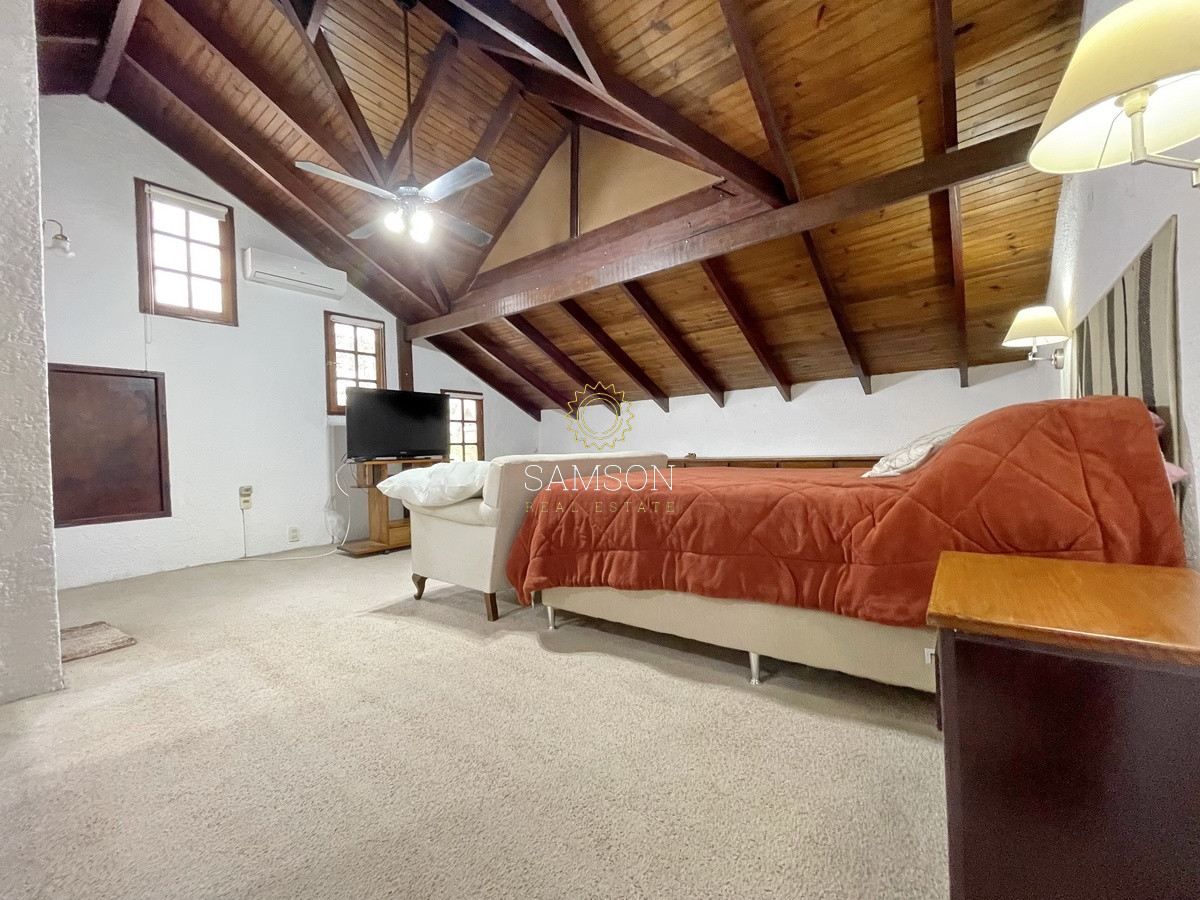 Casa ID.66610 - Venta Casa en Playa Mansa Punta del Este