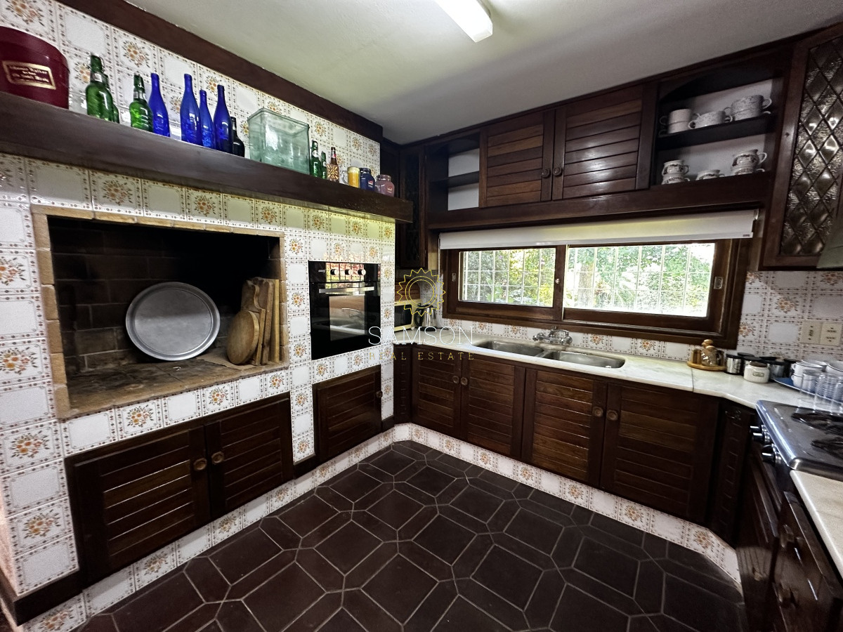 Casa ID.60093 - CASA EN VENTA CON PISCINA 