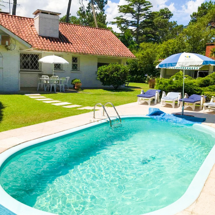 Casa ID.59018 - Casa de 4 dormitorios en venta Cantegril  Punta del Este