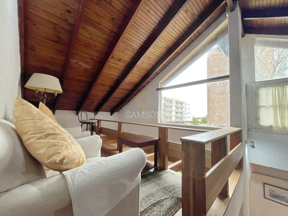 Casa ID.66610 - Venta Casa en Playa Mansa Punta del Este