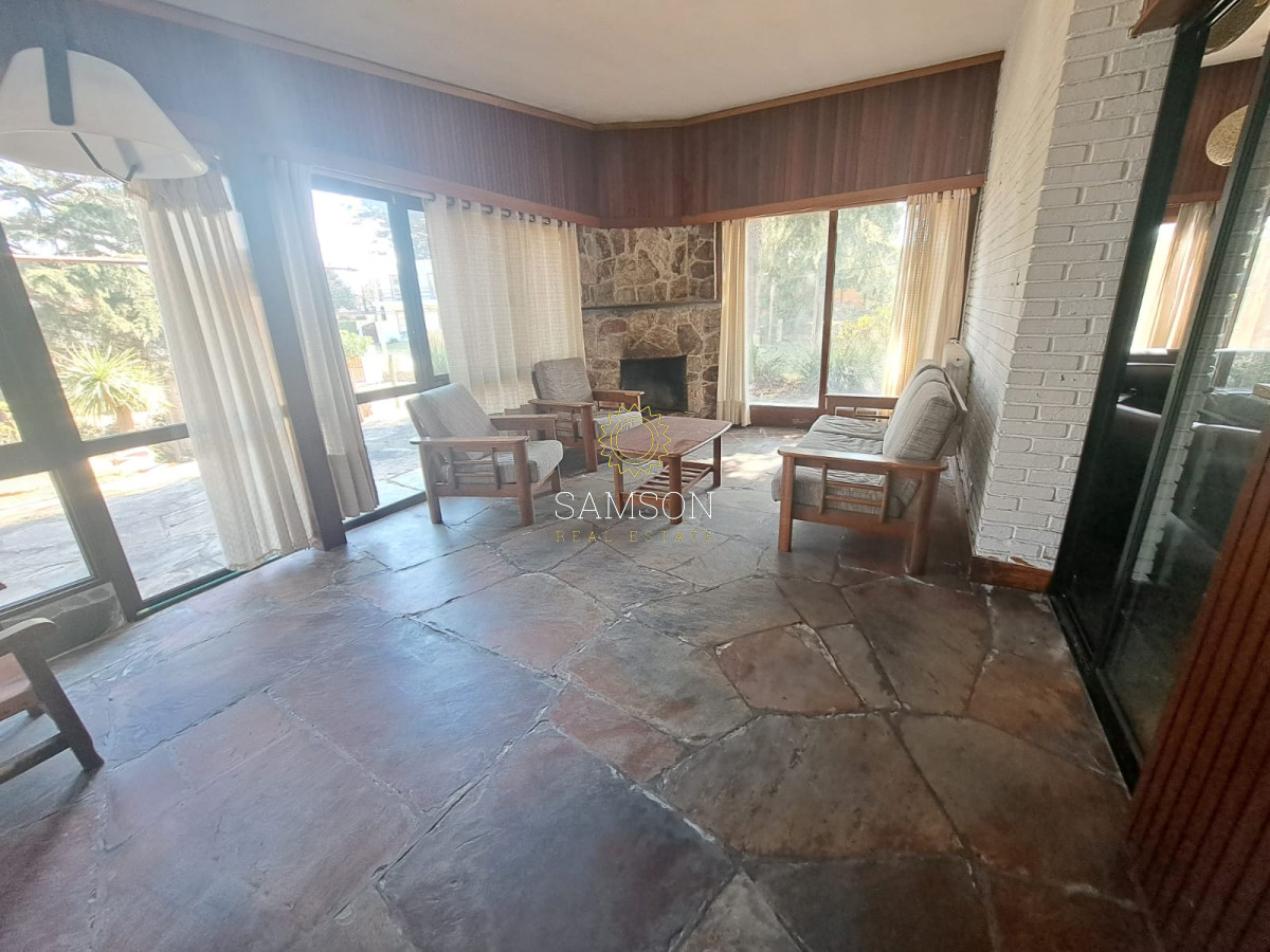 Casa ID.66373 - CASA CON PISCINA EN OPORTUNIDAD EN VENTA CANTEGRIL PUNTA DEL ESTE