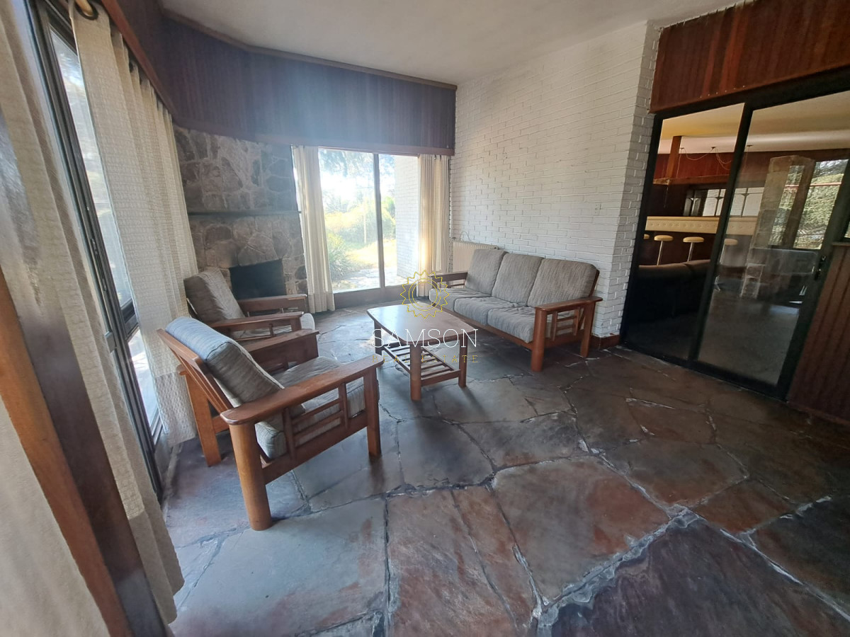 Casa ID.66373 - CASA CON PISCINA EN OPORTUNIDAD EN VENTA CANTEGRIL PUNTA DEL ESTE