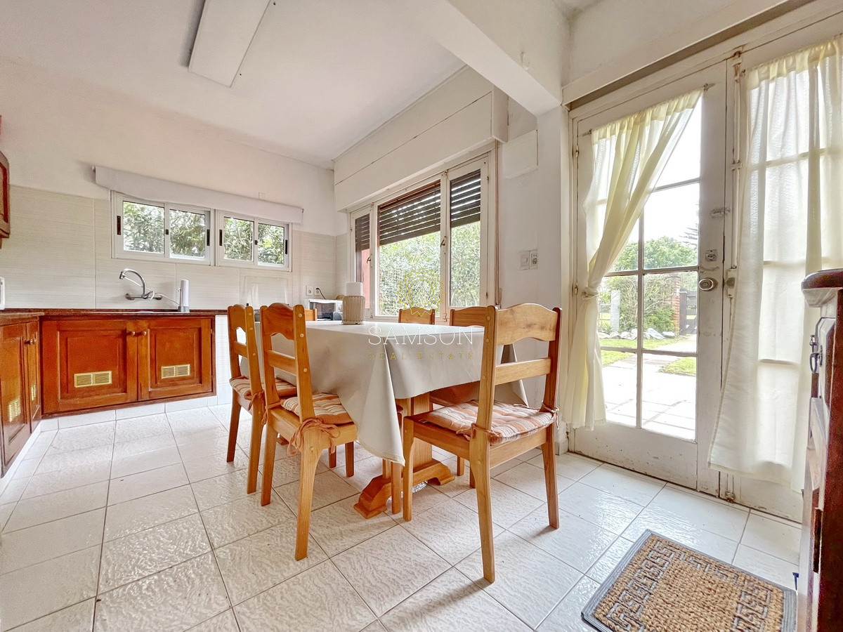 Casa ID.66610 - Venta Casa en Playa Mansa Punta del Este