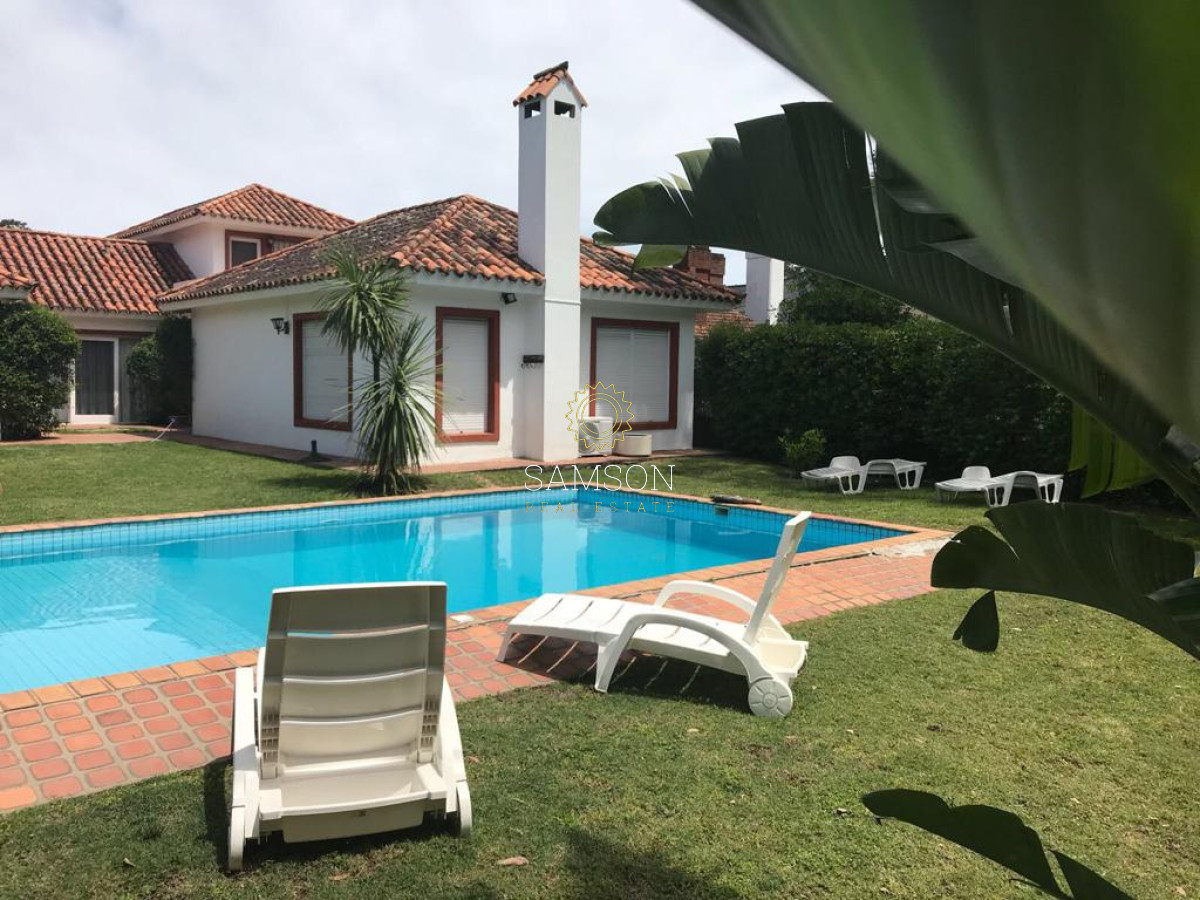 Casa ID.58082 - Casa en venta de 4 Dormitorios, proximo al mar, San Rafael, Punta del Este