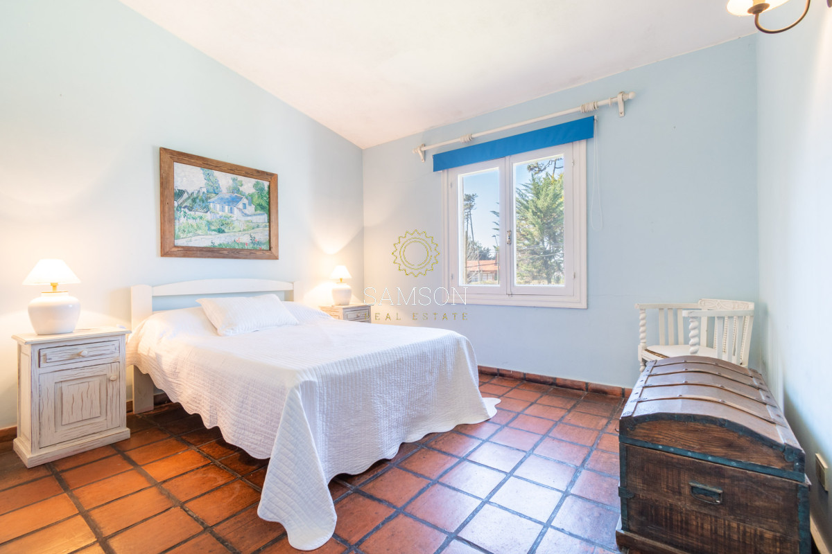 Casa ID.58884 - Casa en venta de 5 dormitorios a metros del Mar, San Rafael, Punta del Este.