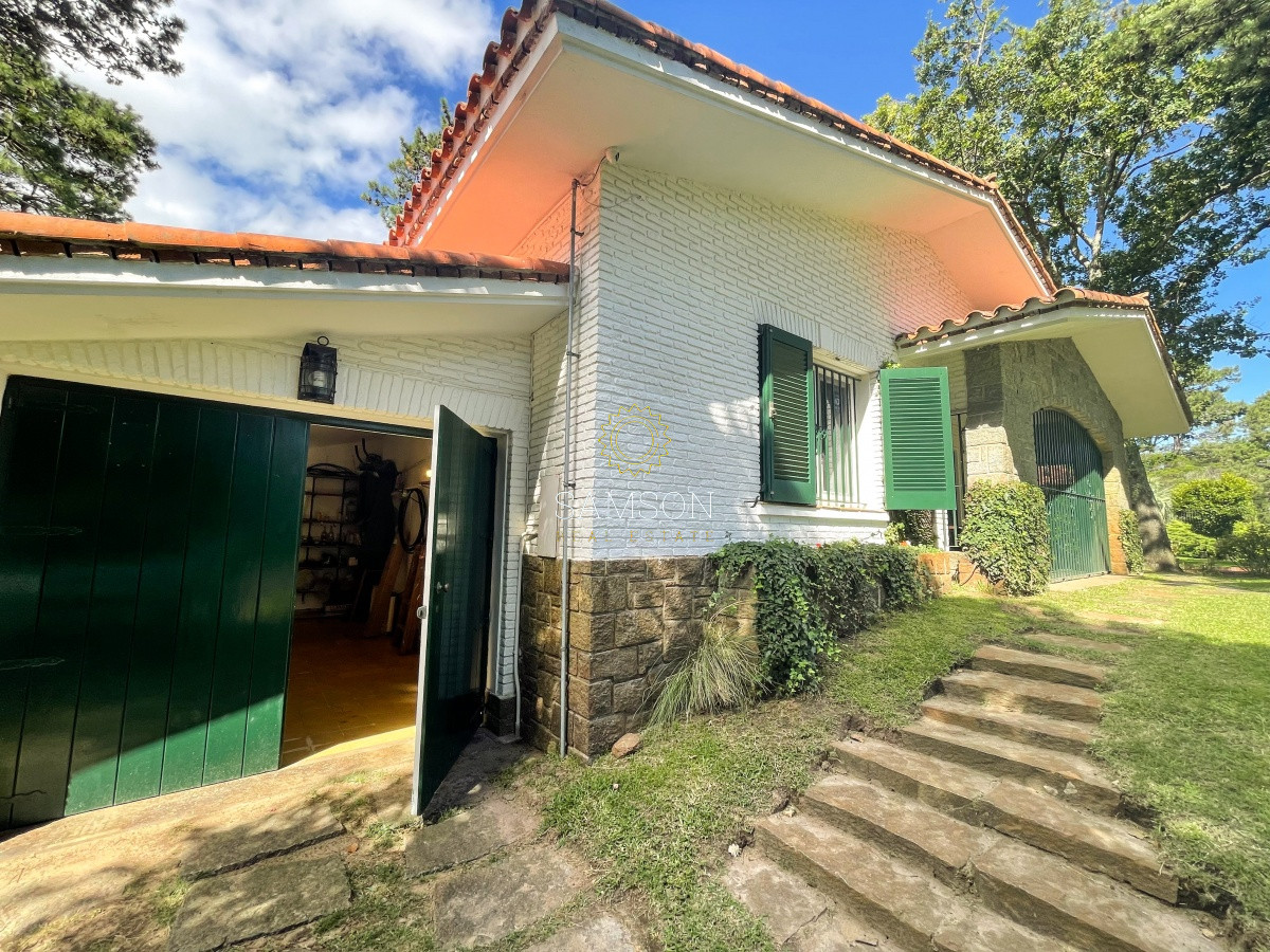 Casa ID.65089 - Casa en Venta barrio  Cantegril Punta del Este