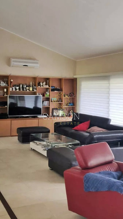 Casa ID.66817 - Casa en venta 3 dormitorios con piscina.