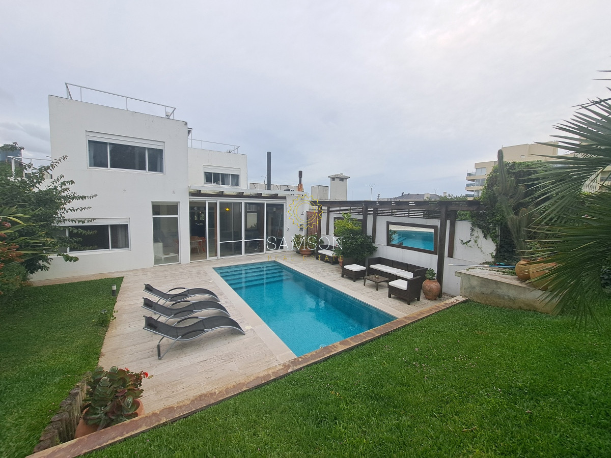Casa ID.66048 - Casa en Venta frente al mar