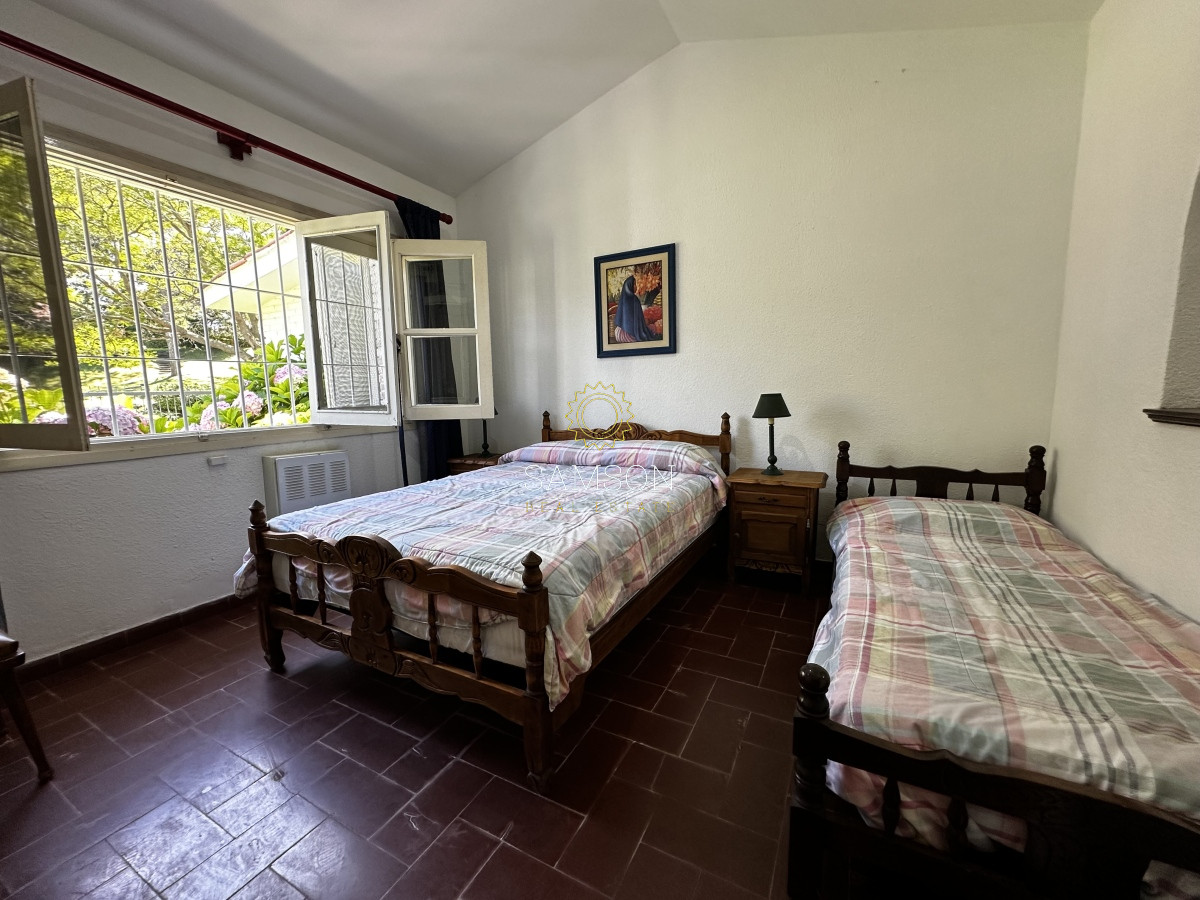 Casa ID.60093 - CASA EN VENTA CON PISCINA 