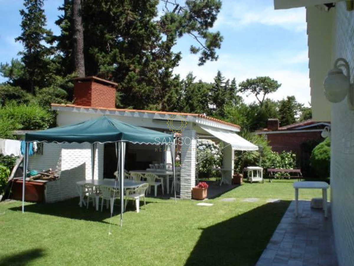 Casa ID.59018 - Casa de 4 dormitorios en venta Cantegril  Punta del Este