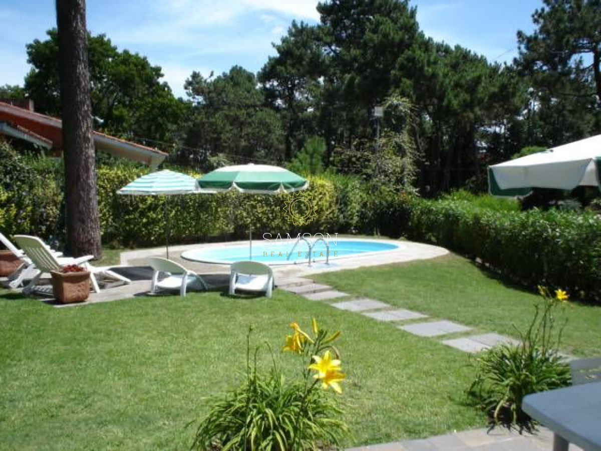Casa ID.59018 - Casa de 4 dormitorios en venta Cantegril  Punta del Este