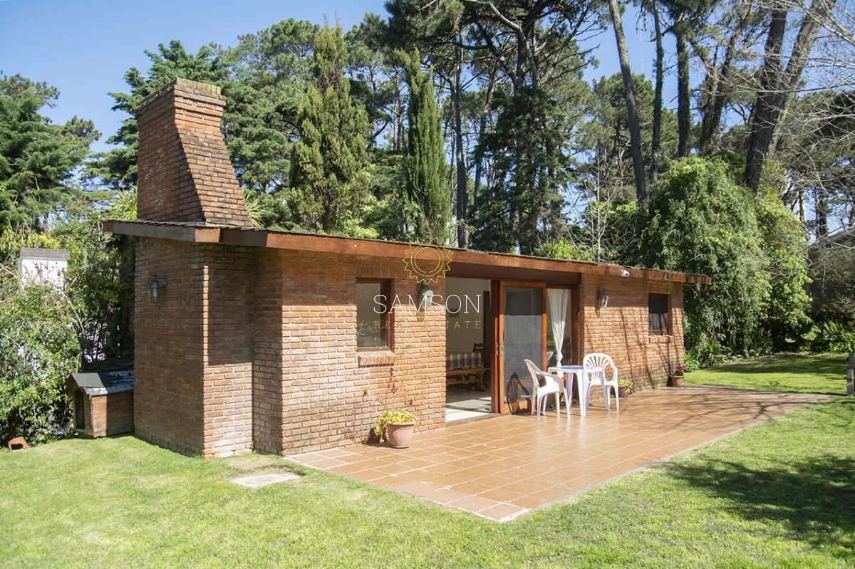 Casa ID.64482 - Casa en Venta 6 dormitorios en Cantegril 