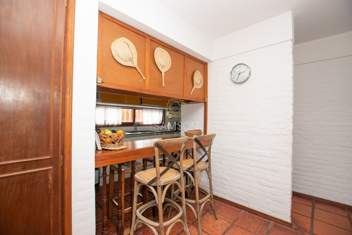 Casa ID.65359 - Venta Casa de 4 dormitorios en Aidy Grill, 200 mts del Mar playa brava Punta del Este