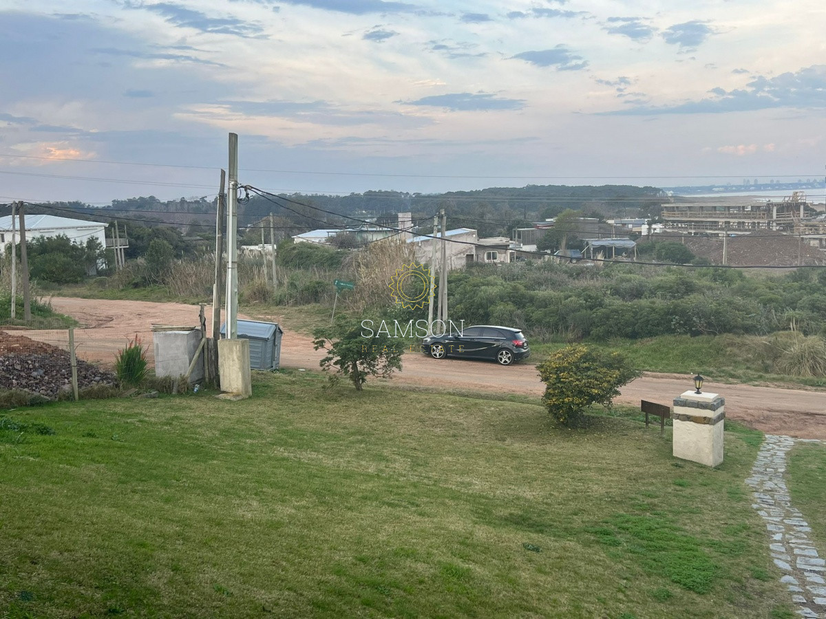 Casa ID.63847 - Casa de 4 dormitorios con vista al mar en venta Punta del Este 