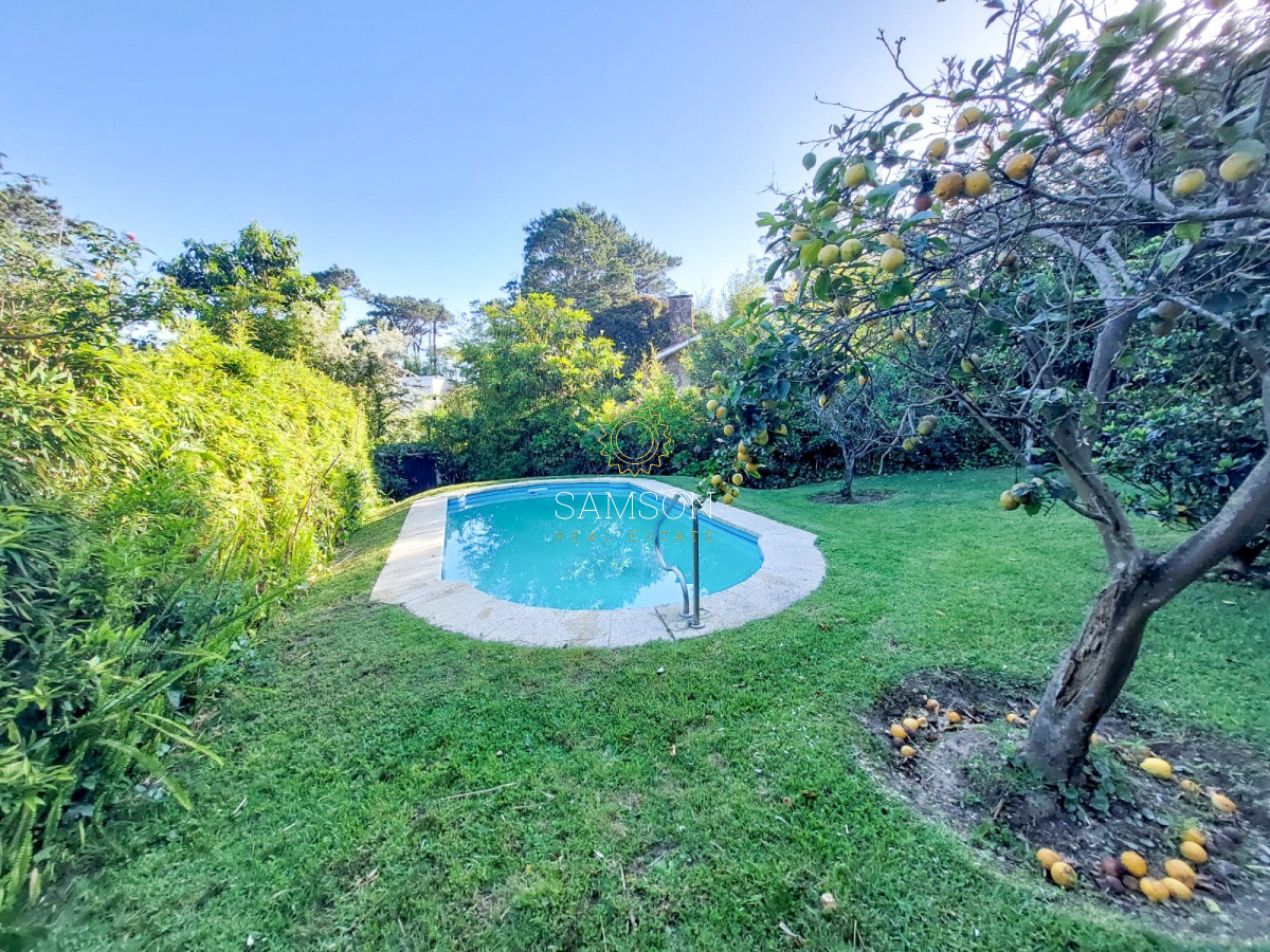 Casa ID.59861 - Casa de 3 dormitorios con piscina en venta Playa brava Punta del Este