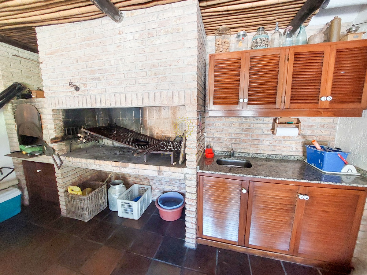 Casa ID.57995 - Venta Casa de 3 Dormitorios con Piscina Climatizada en Pinares, Punta del Este