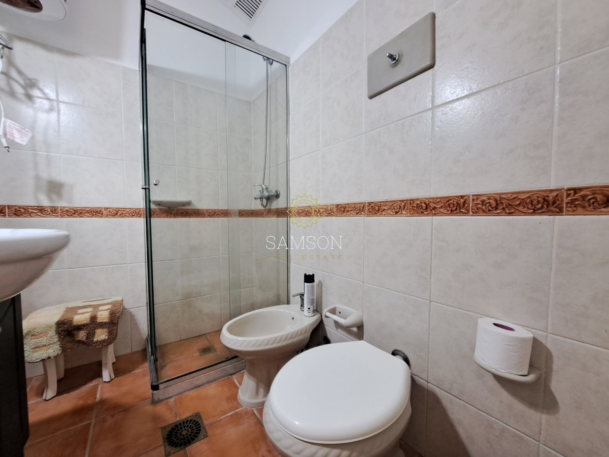 Casa ID.66788 - Casa con piscina en alquiler  4 dormitorios Playa Mansa - Punta del Este
