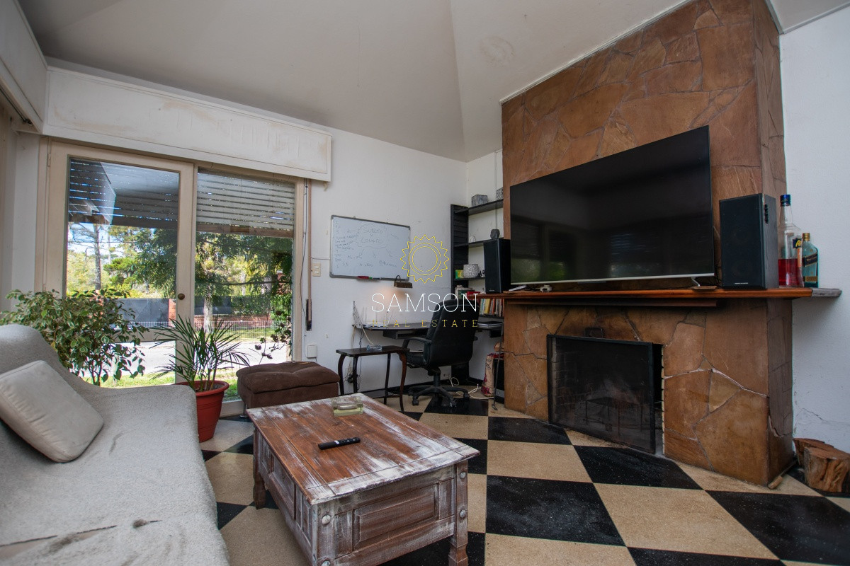 Casa ID.65628 - Vendo casa 2 dormitorios en esquina San Rafael, amplio terreno