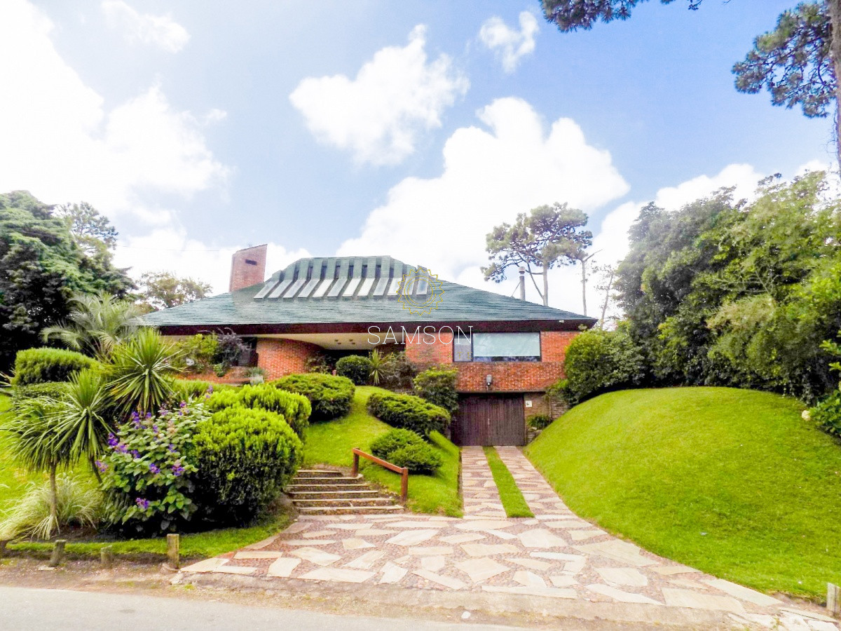 casa en venta 5 dormitorios barrio cantegril, punta del este - sms58797c