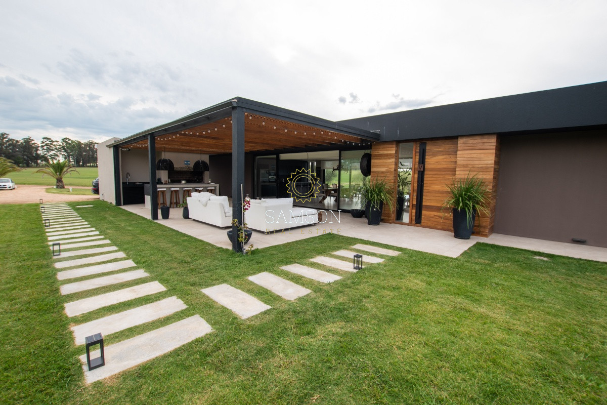 Casa ID.66057 - VENTA CASA DE 2 DORMITORIOS EN LAGUNA DE LOS CISNES, MALDONADO